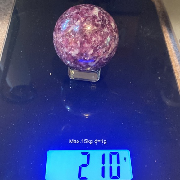 Beautiful Lepidolite sphere - Picture 3 of 5